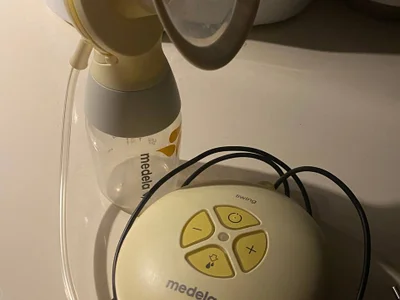 Молокоотсос электрический Medela