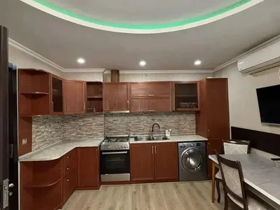 4-комнатная квартира Продаётся. Варкетили