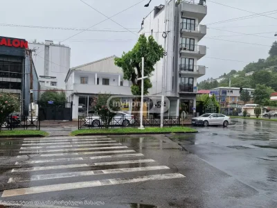 Сдаются в аренду универсальные коммерческие помещения в районе Багратиони