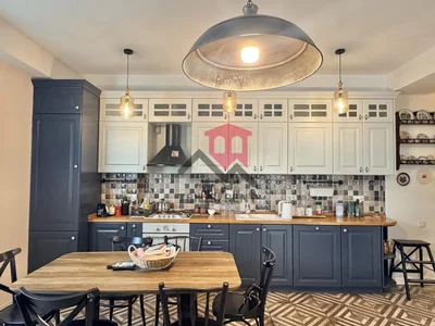 3-комнатная квартира 100 м² на ул. Кучишвили, $1700