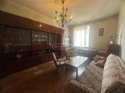 4-комнатная квартира в районе Руставели