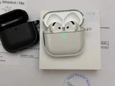 AirPods 4 ANC