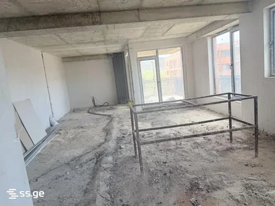 4-комнатная квартира в Тбилиси