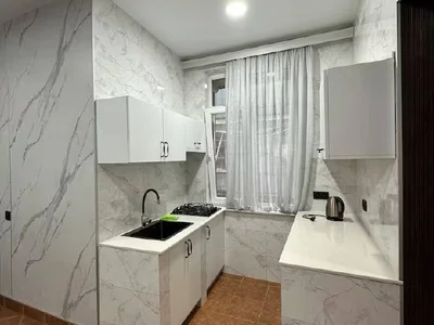 1+1 в центре, район 26 Мая, $600