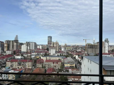 Студия на 26 მაისის ქუჩა 96 ბაგრატიონის უბანი