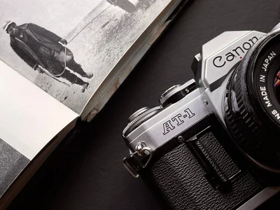 Nikon F70