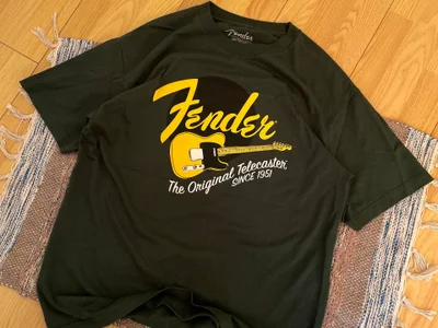 Винтажная футболка Fender