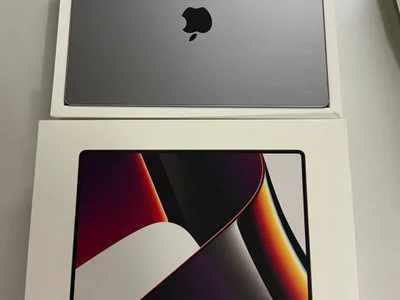 MacBook Pro 14