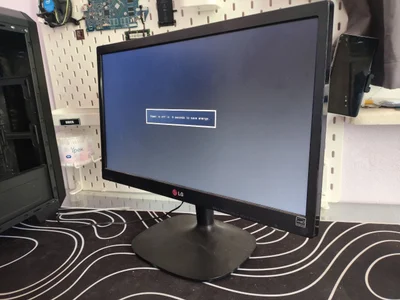 Монитор LG 20M35A-B