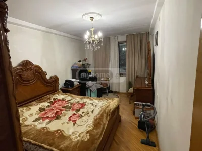 3-комнатная квартира в районе Химшиашвили