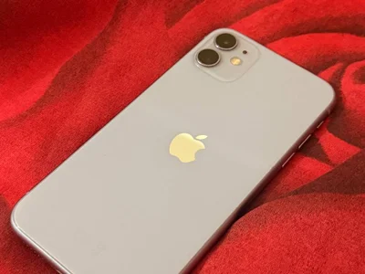 iPhone 12
