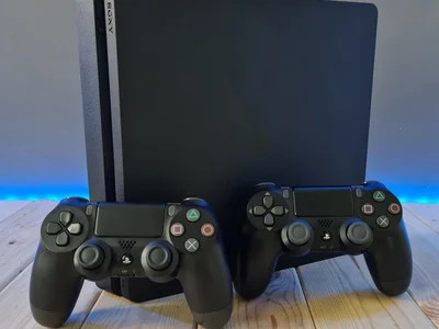 PlayStation 4 Slim