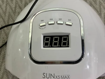 Лампа для ногтей SunUVLED