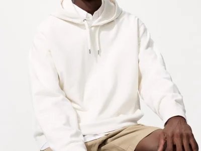 мужское худи UNIQLO Sweat Pullover Hoodie.