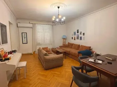 Коммерческое помещение на ალექსანდრე ყაზბეგის გამზირი 10 Saburtalo