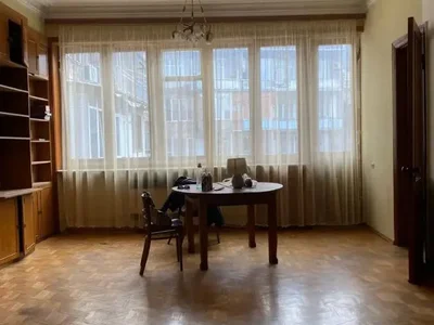 5-комнатная квартира. Ваке