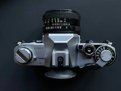Canon AT-1 (1977)