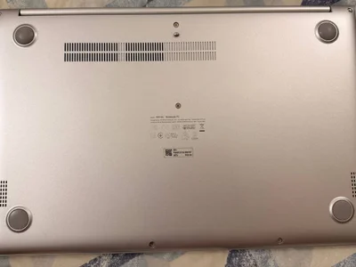ASUS VivoBook.