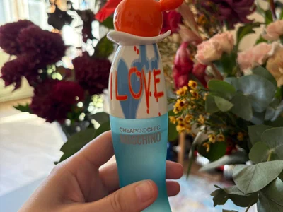 Moschino I Love Love