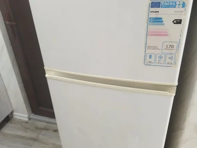 Холодильник б/у