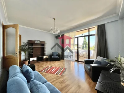 3-комнатная квартира на Мтацминде, $1400