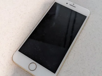 iPhone 7 32GB Золотой