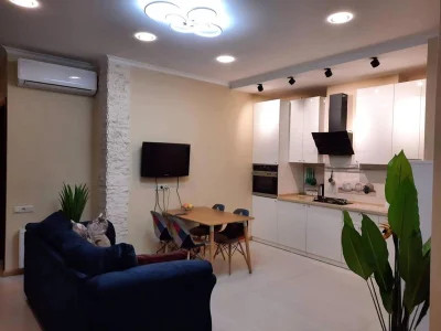 Тициан Табидзе, ул.: 2-комнатная, 53.0 м²