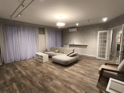 Bagebi ArtHouse: 4-комнатная, 170.0 м²