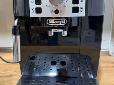 Кофемашина DeLonghi