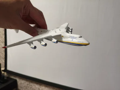 Модель самолета Ан-225 Мрия