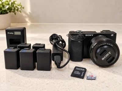 Sony A6300 + объектив 16-50mm