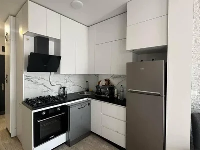 Долгосрочная аренда 3-комнатной квартиры в Bagrationi District
