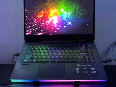 Ноутбук MSI GE66 Raider 11UH