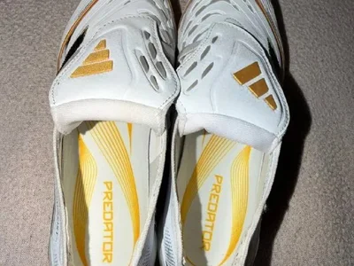 Футбольные бутсы Adidas Predator 24 FT
