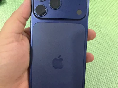 iPhone 17 Pro Max Оранжевый