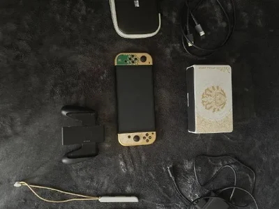 Nintendo Switch OLED The Legend of Zelda TOTK Edition