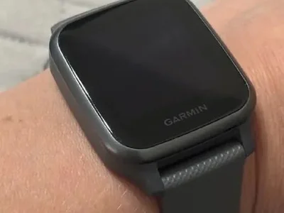 Часы Garmin Venu Sq