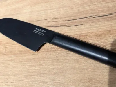 Нож BergHoff Santoku F23