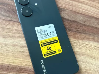 Смартфон realme