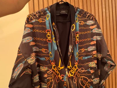 Легкая куртка ZARA