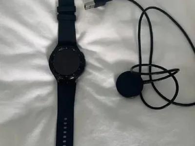 Смарт-часы Samsung Watch 4 classic