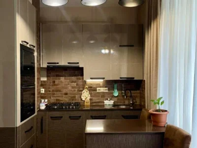 2+1 на Парнаваз Мепе, $700