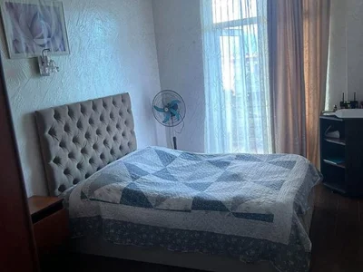 4-комнатная квартира, 115 м², $800