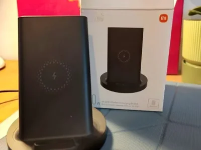 Беспроводная зарядка Xiaomi Mi 20W