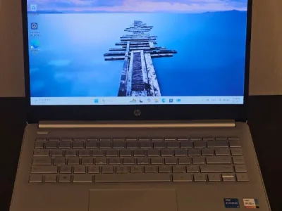 Ноутбук HP 14-DQ4035CL