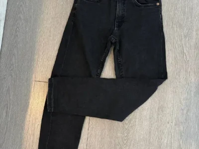 Джинсы Zara