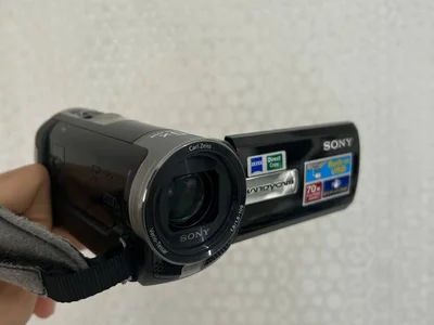 Видеокамера Sony Handycam DCR-SX45E