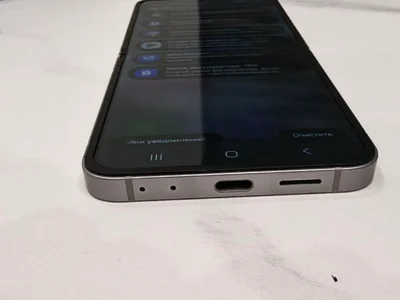 Samsung Galaxy Z Flip 6