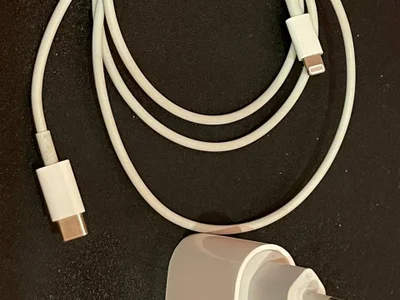 Оригинальный кабель и блок питания для iPhone