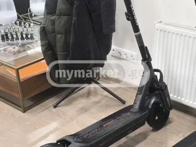 Электросамокат Ninebot